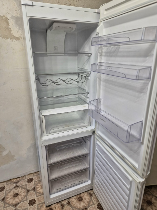 Анонимно.Продам полностью рабочий в хорошем состоянии...