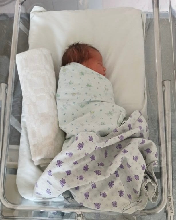 🥰 Первый новорожденный в 2026 в регионе – девочка!
Крох...