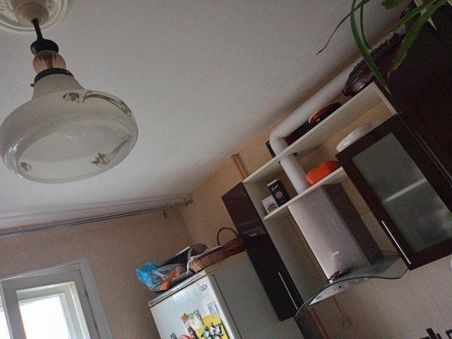 Сколько можно сэкономить на натяжных потолках этим ле?...