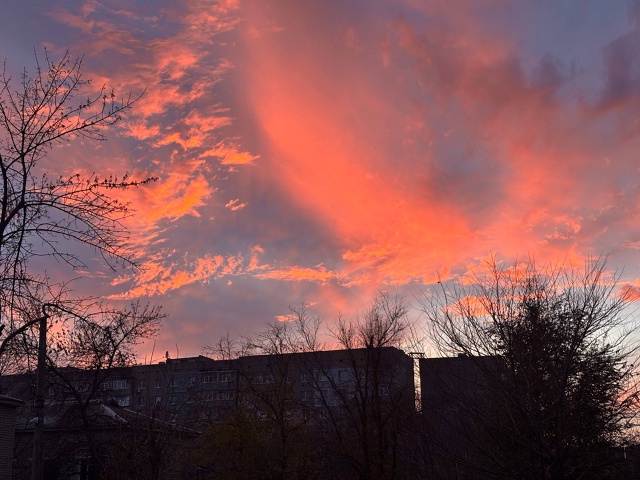 Сегодняшний закат от наших подписчиков 🌆