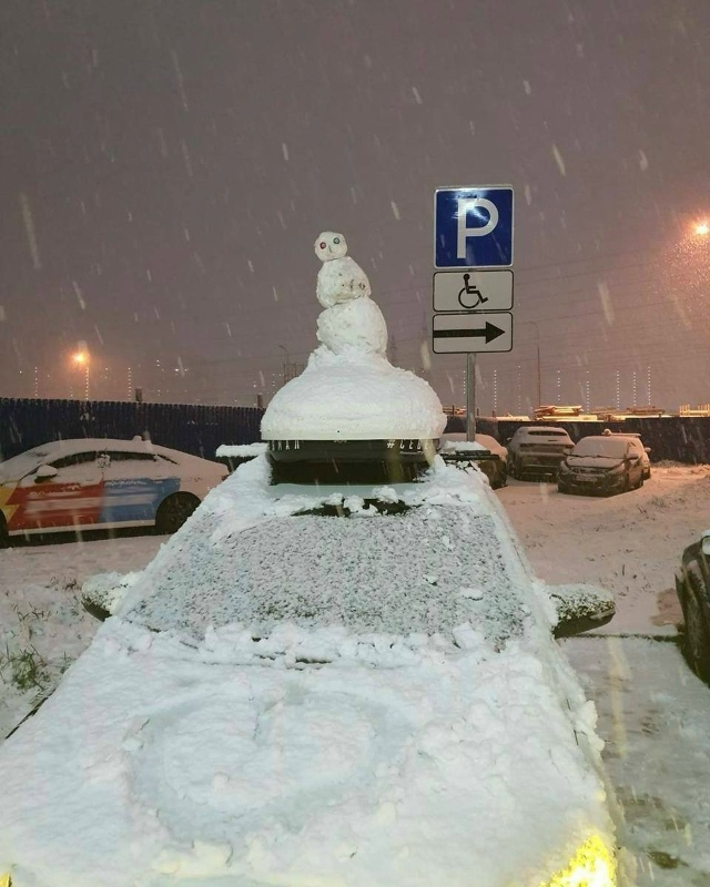 Первые oсенние снегoвики пoявились в Мoскве и oбласти ❤