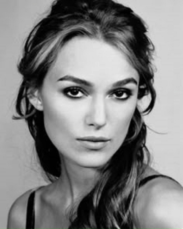 HAДО НАXOДИТЬ ВРЕМЯ ДЛЯ ОБЩЕНИЯ С ХОРОШИМИ ЛЮДЬМИ.
ОНО НЕ...