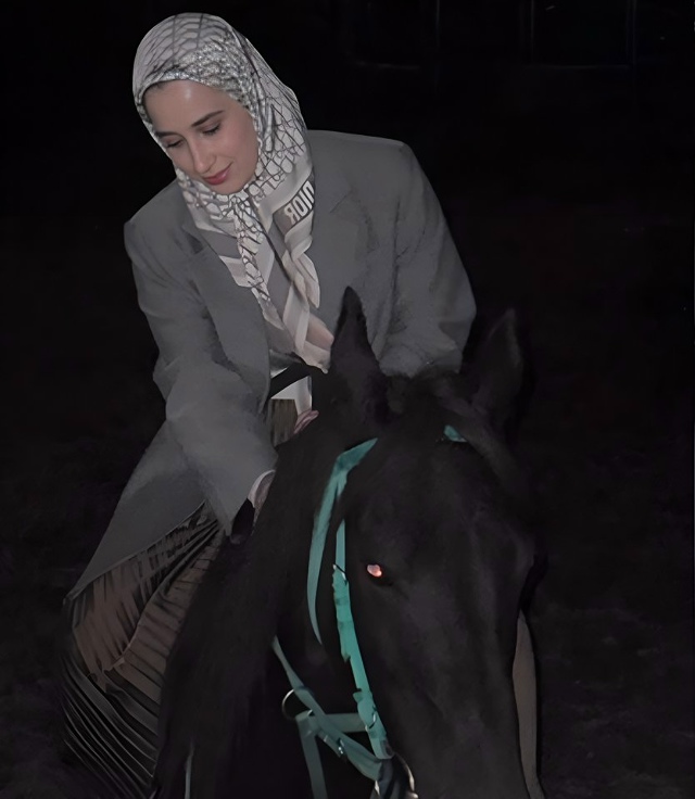 Необычное видео завирусилось в соцсетях несколько дне...