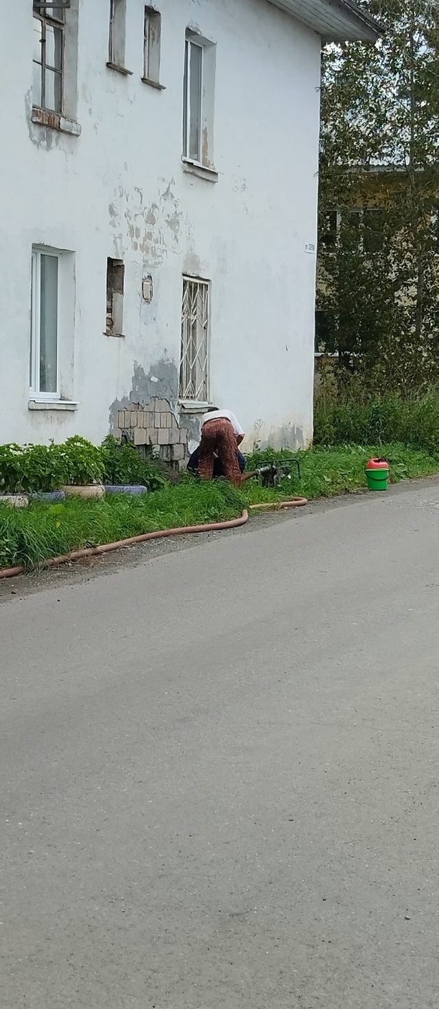 Хорошо в Н-Туре работают , канализацию можно в реку