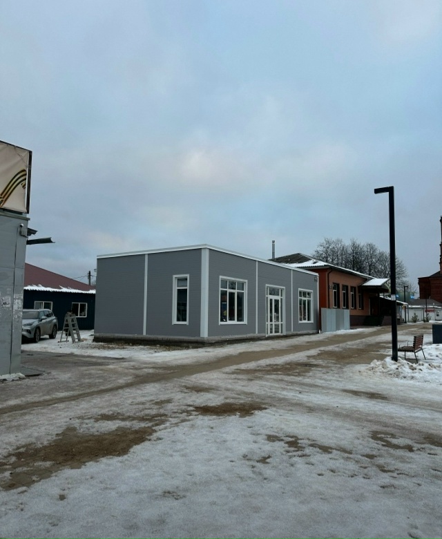 Очередная будка серого цвета продолжает лишать иденти...