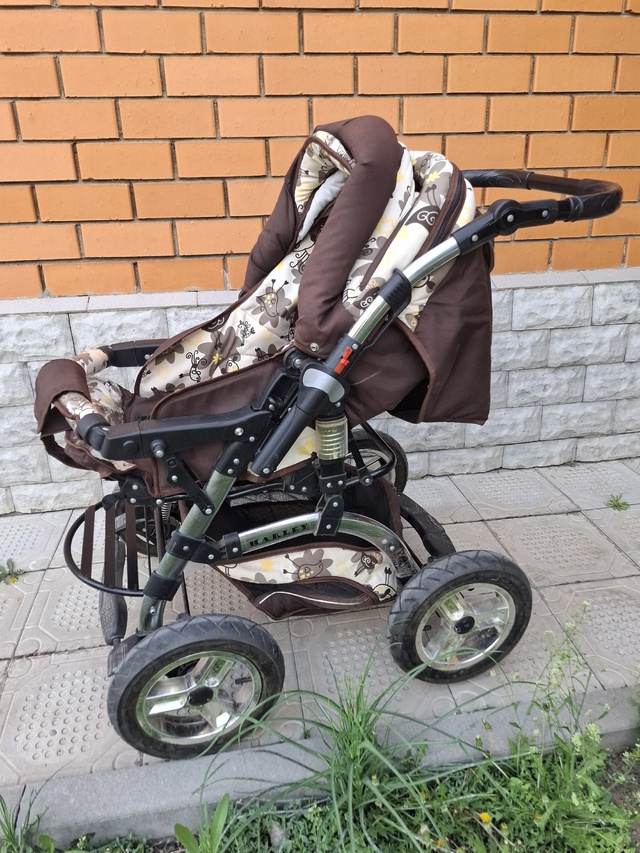Анонимно. Продам коляску.
Цена 2200руб.
Тел: 89033619426