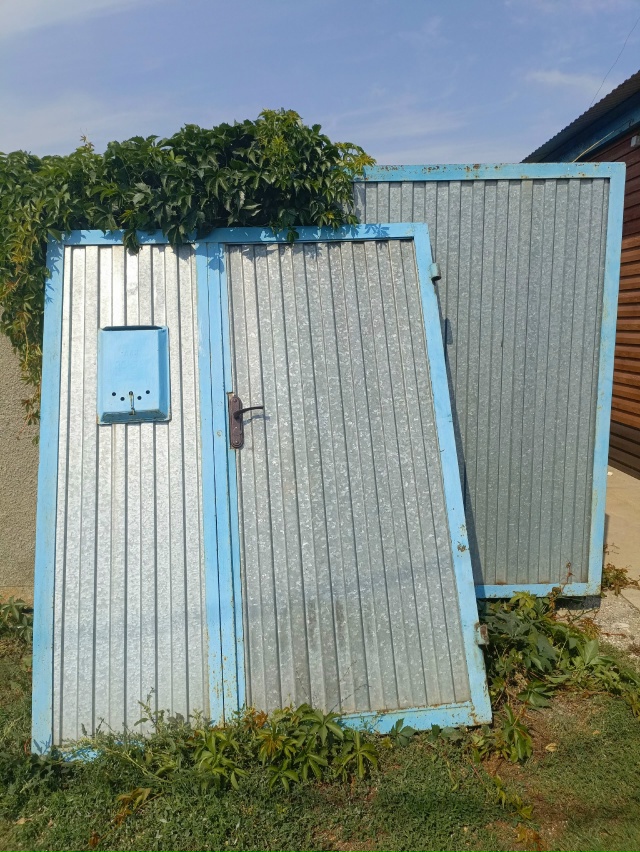 Продаются ворота (цена 10 тыс)
Тел 89510380364- Виктор