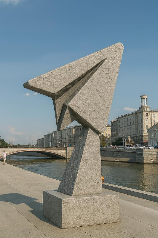😱 На Болотной набережной демонтируют Большую глину N4 Прислали через бота