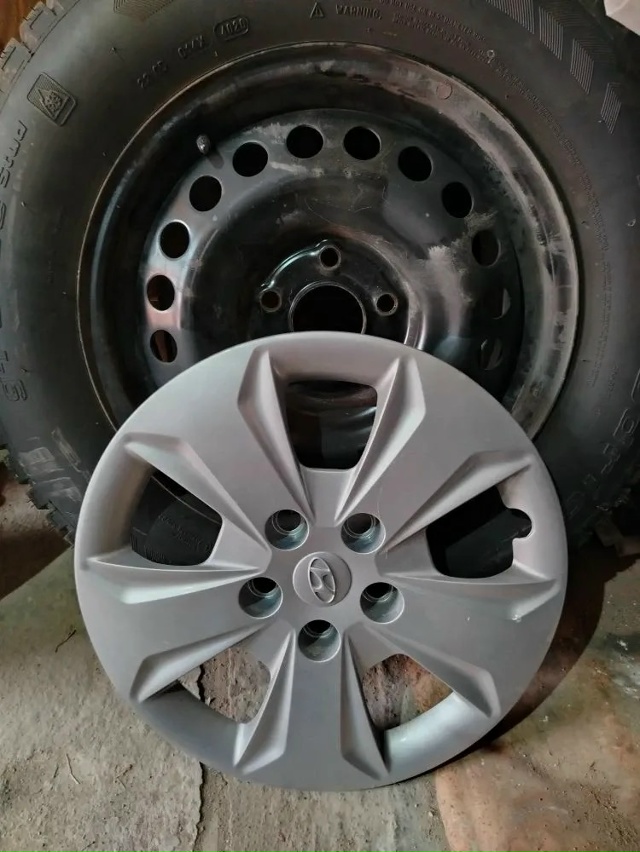 Анон. Продается зимняя резина на дисках штамповках с к?...