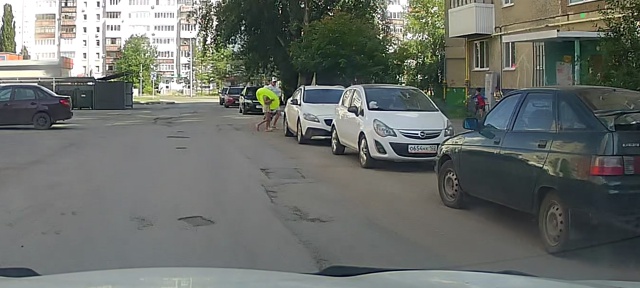 Мальчик ,нет у меня денег .