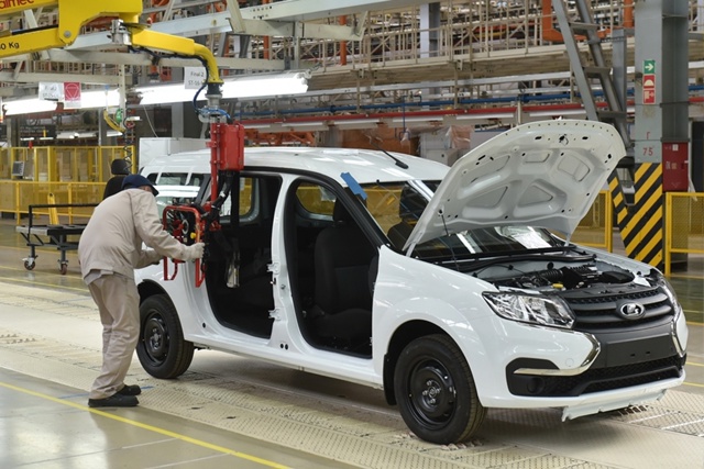 Lada Largus заменяет румынские детали российскими
То, что ?...