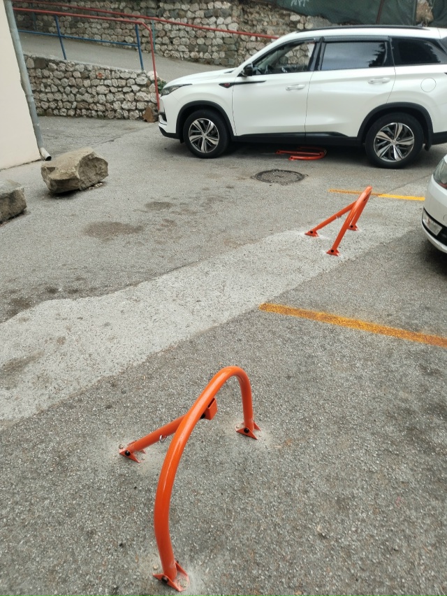 Администрация Ялты, обратите, пожалуйста, внимание !!!
?...