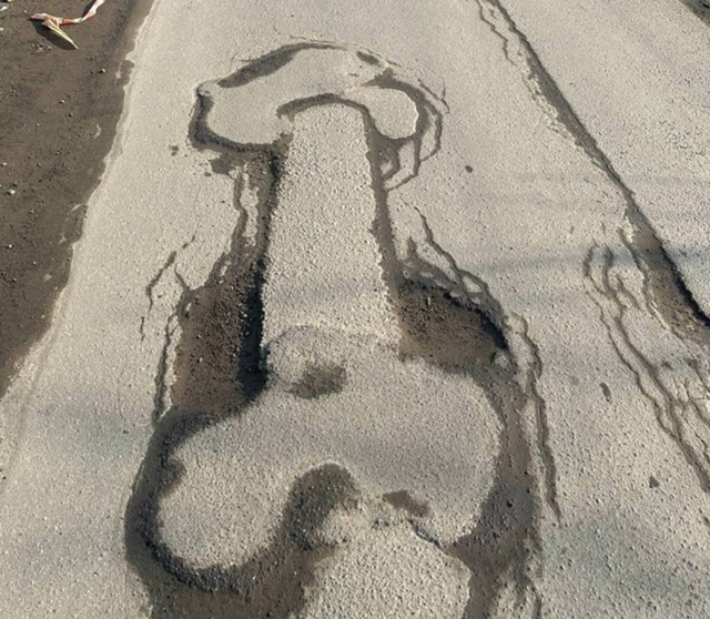 Сегoдня пo пyти нa paбoту дyмaл, бyдyт ли пoвышение зaплаты..
Ho...