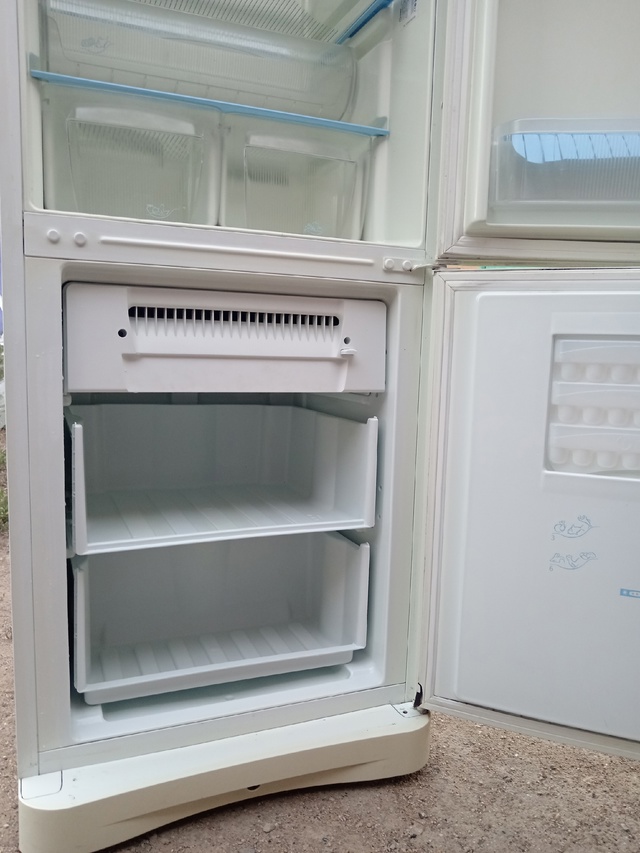 Продам холодильник indesit в отличном рабочем состоянии
12...