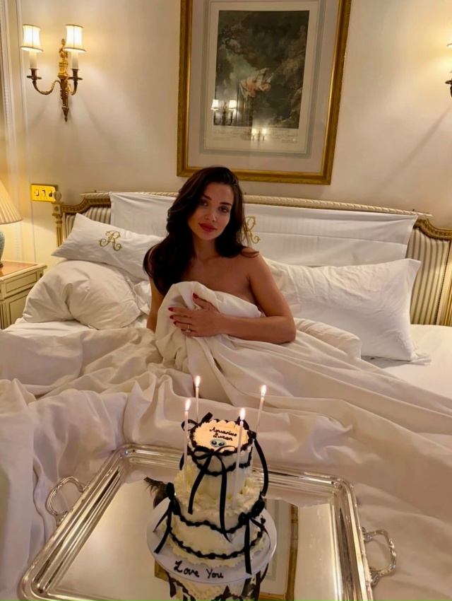 Эд Вествик устроил беременной жене волшебный день на 33...