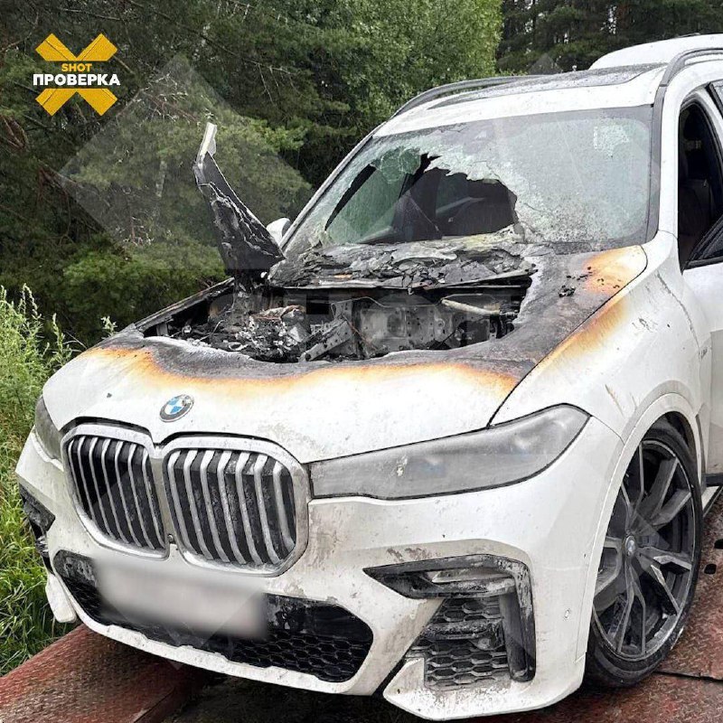 Дизельные BMW X7 с трёхлитровыми двигателями загораются во время езды.
Виноват производственный бр
