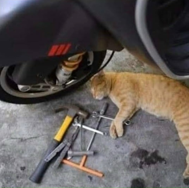 Механик устал)