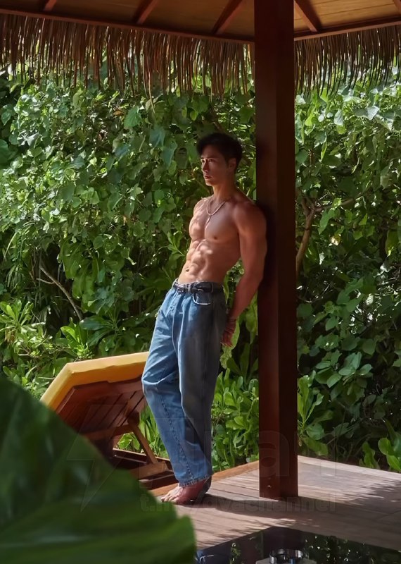 Сингапурец Чуандо Тан разорвал соцсети: ему почти 60 лет, а выглядит на 20. Он родился в 1966 году и