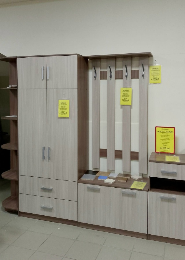 Что выбрать?
🌟Яркий белый глянец или глубокий бархатн...