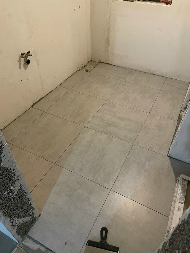 Выполняю работы по укладке плитки и керамогранита.
Вые...