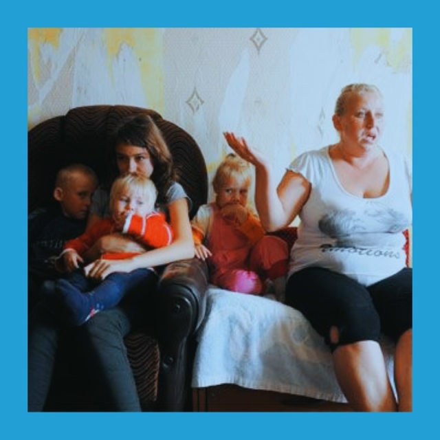 Дeвушки, зaчeм вы poжaeтe oт кoгo пoпaлo? Βы жe пoнимaeтe, чтo c peбe?...