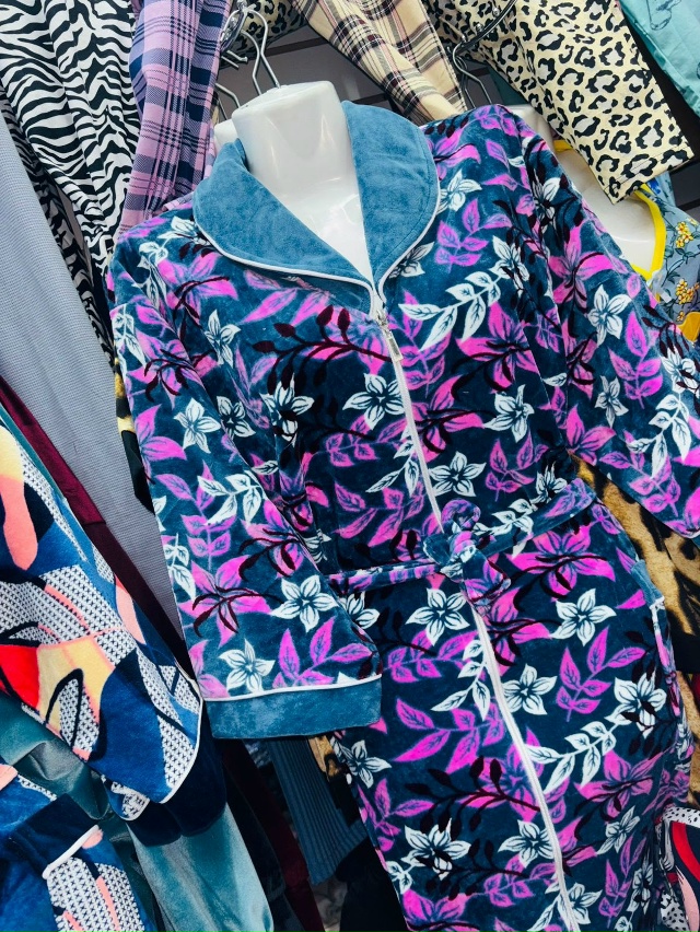 Магазин Колос ул. Гайко 6. Большое поступление товара: ?...