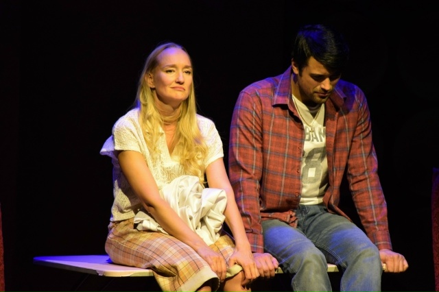 Чкаловск, премьера! Приглашаем на спектакль «Убегая от...