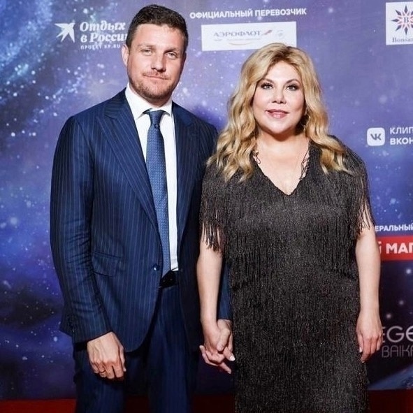 ‼Марина Федункив стала мамой в 53 года‼
Актриса скры?...