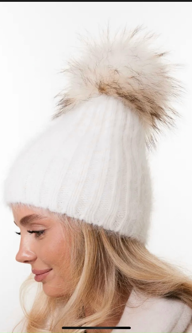 Ваши вопросы.
1⃣ На детской площадке за Дом Быта найде?...