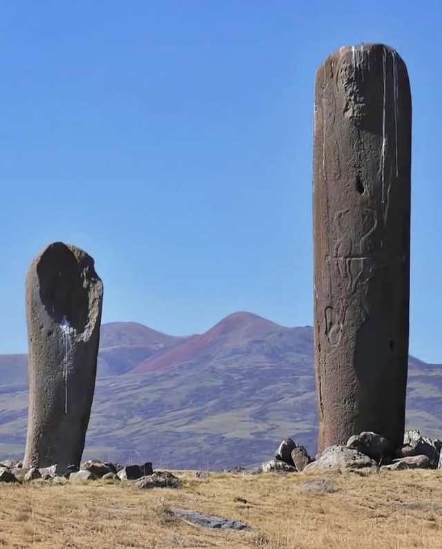 Под величественными Гегамскими горами Армении спрята?...