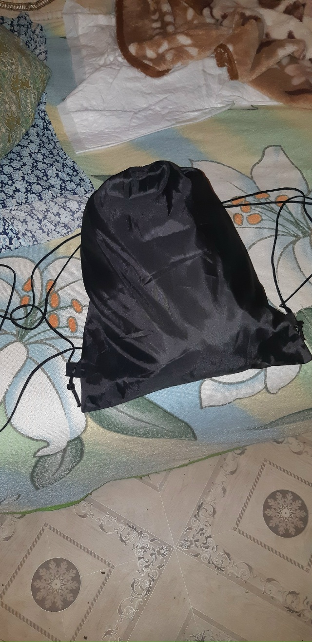 Найдена спортивная форма мальчика по улице терещенко ...