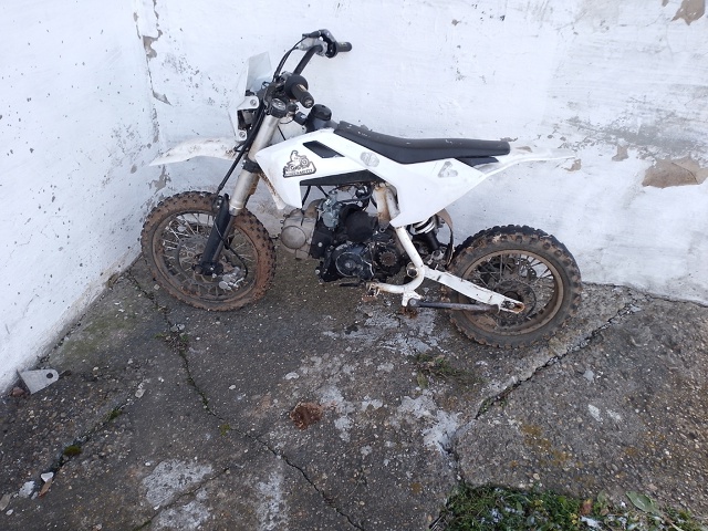 Потери
1. Чья потеряшка уже неделя как стоит 61 технарь ?...