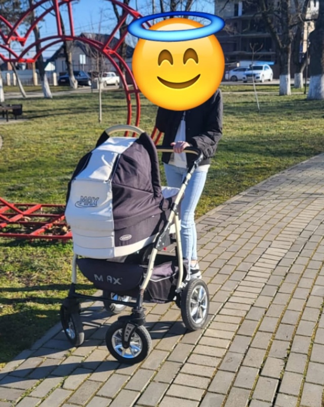 Отдам коляску 2в1, (не большие недостатки видны на 3 и 4 ?...