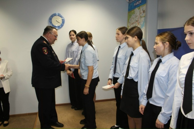 👨‍🎓Присяга на верность долгу: Посвящение в Полицейс...