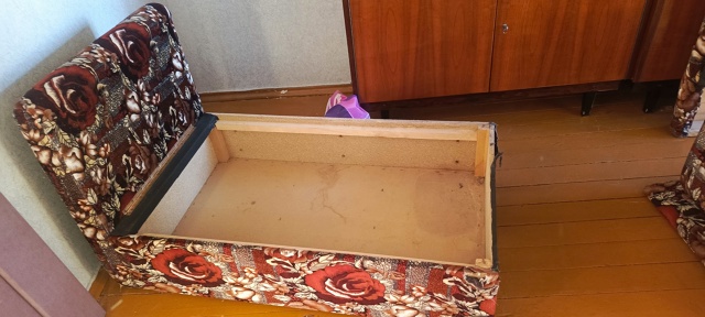 Отдаю даром.Может кому нужен, в гараж или на огород. Вну...