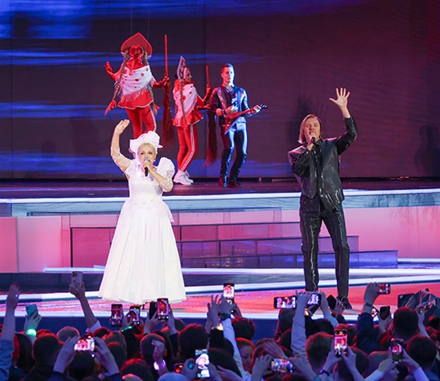 ? Надежда Кадышева — новый кумир зумеров
На «Алых па?...