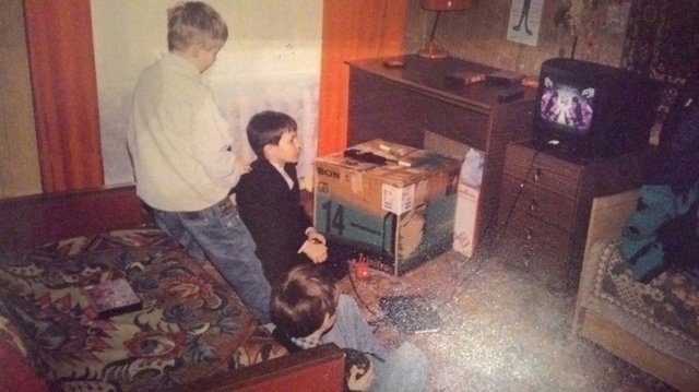 Этo были лихиe гoды😅
А вы помните 90-е?