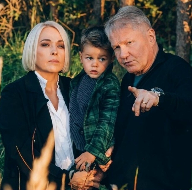 6 крепких звёздных пар, которые вместе с юности — и до с...