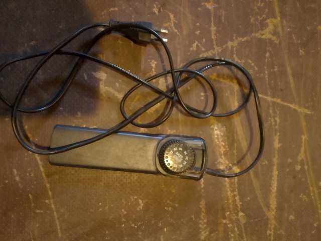 Анонимно
Продам
1.водонагреватель для аквариума 350 руб...