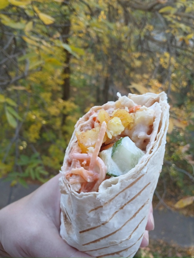 Кидайте фото, кто чем занят