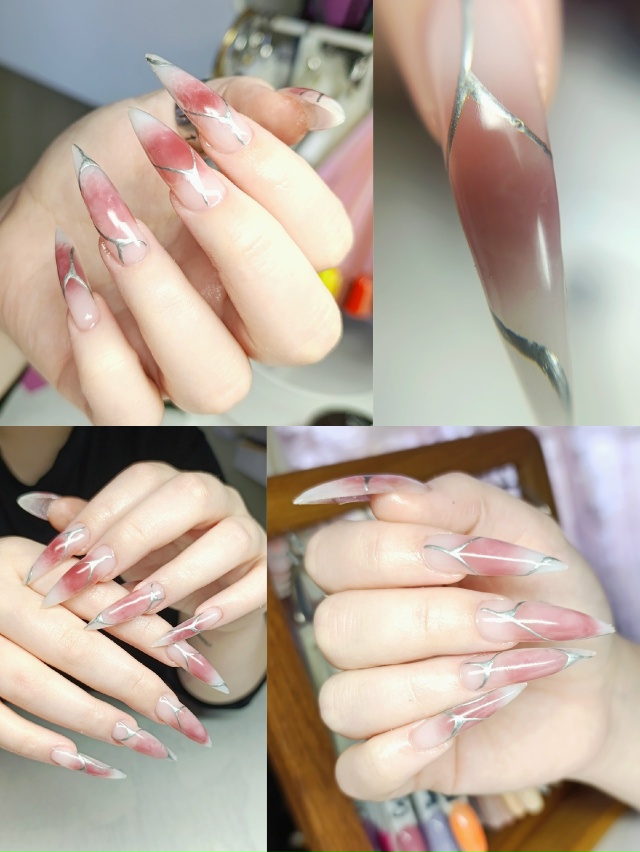 Маникюр 💅🏻 педикюр 🦶🏻
Свободные окошки ✅
[club216660099...