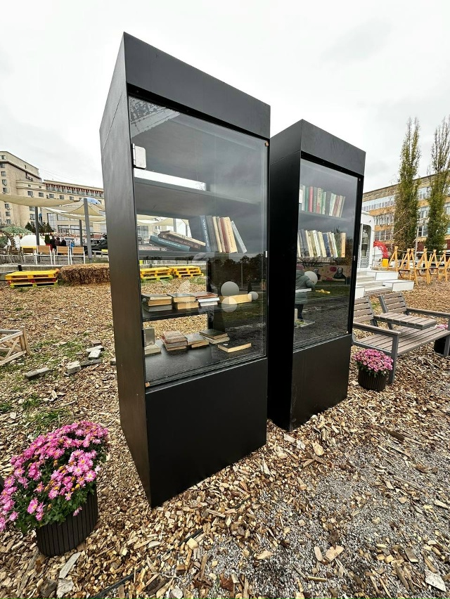 📚 Вот такие красивые шкафы для буккроссинга появилис?...