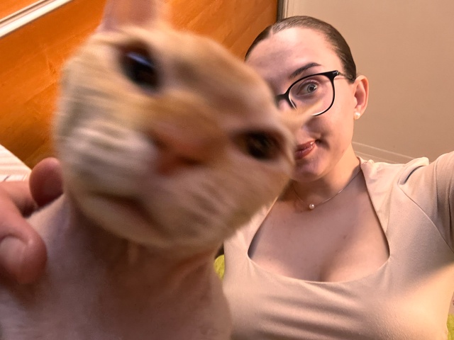 Моя Сыра , Сырок . В прошлой семье была Багирой .
Взяли п...