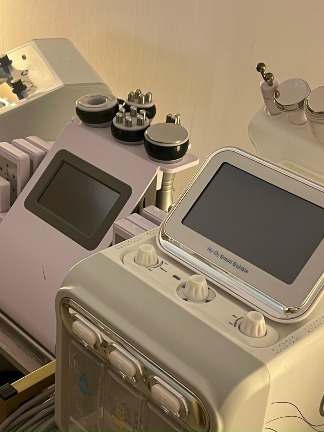 💆♀️ Аппаратный уход и массаж в студии в гостинице Т...