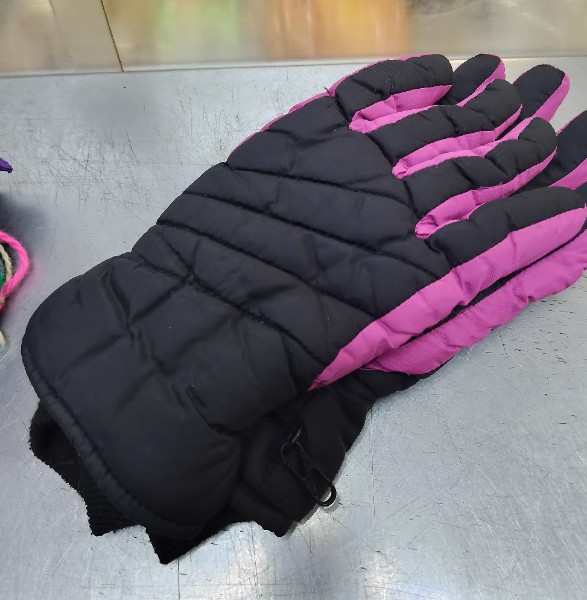 Чьи потеряшки? Забирайте в магазине