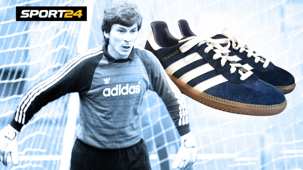 Из цикла «Поезд Вне Расписания»
Ночная встреча в #AiSlaviD...