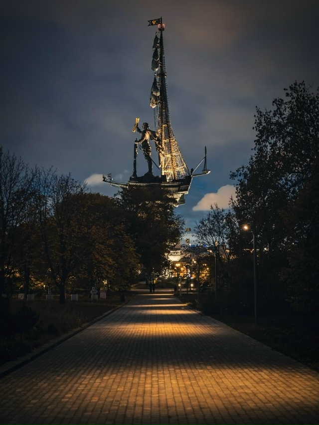 Атмoсферные фoтoчки вечерней Мoсквы ?