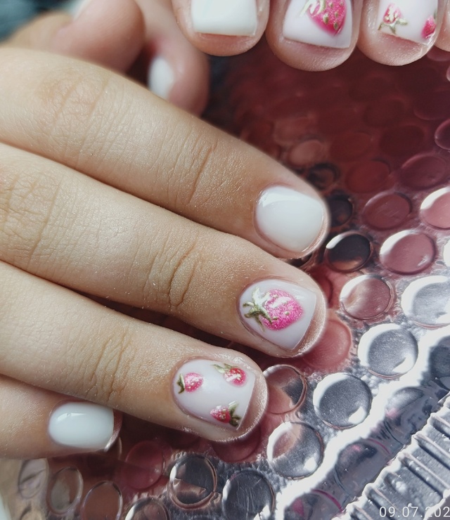 Свободные окошки ✅
💅 Маникюр + Педикюр + Ресницы — за...