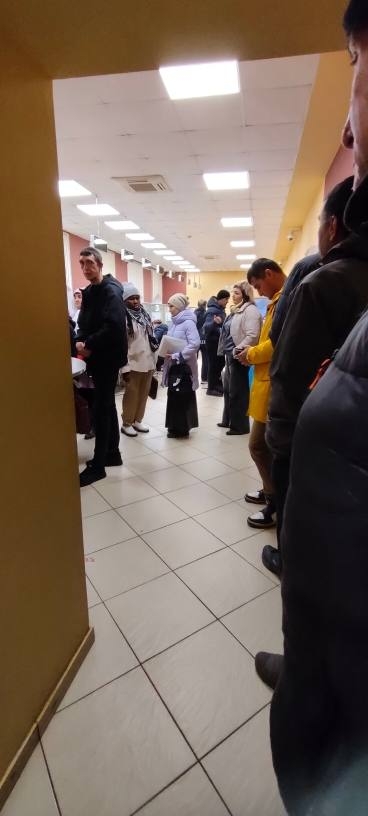 Житель города обратил внимание на работу МФЦ.
«Безум?...