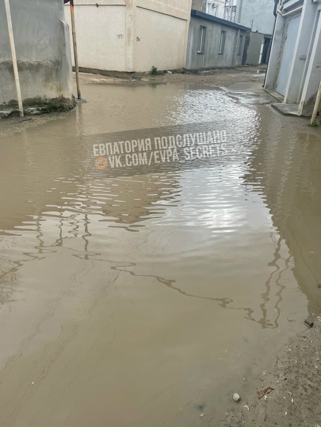 Добрый день. Почему у нас в городе такая администрация,...